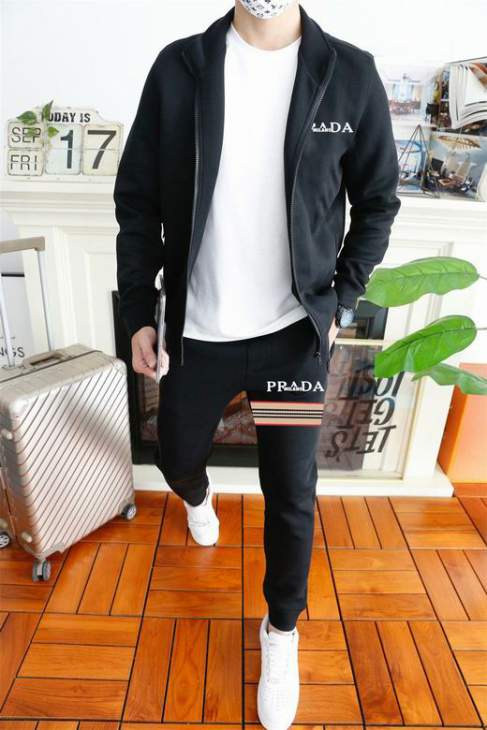 Picture of Prada Sweater Suits _SKUPradaM-5XL12yn23942162